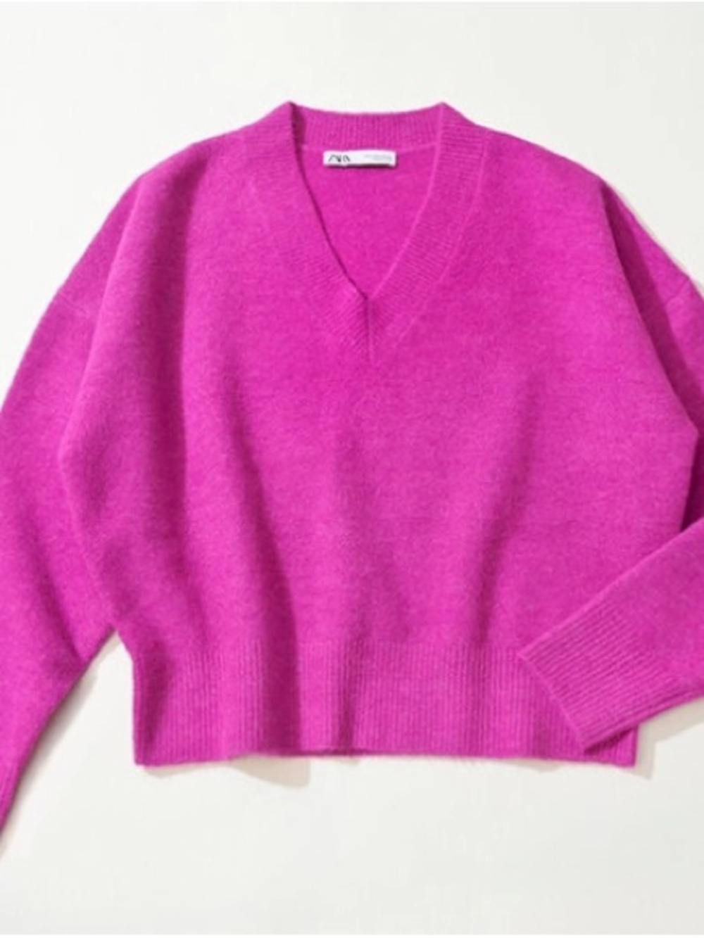 Zara Women’s V-Neck Sweater — Vibrant Fuchsia